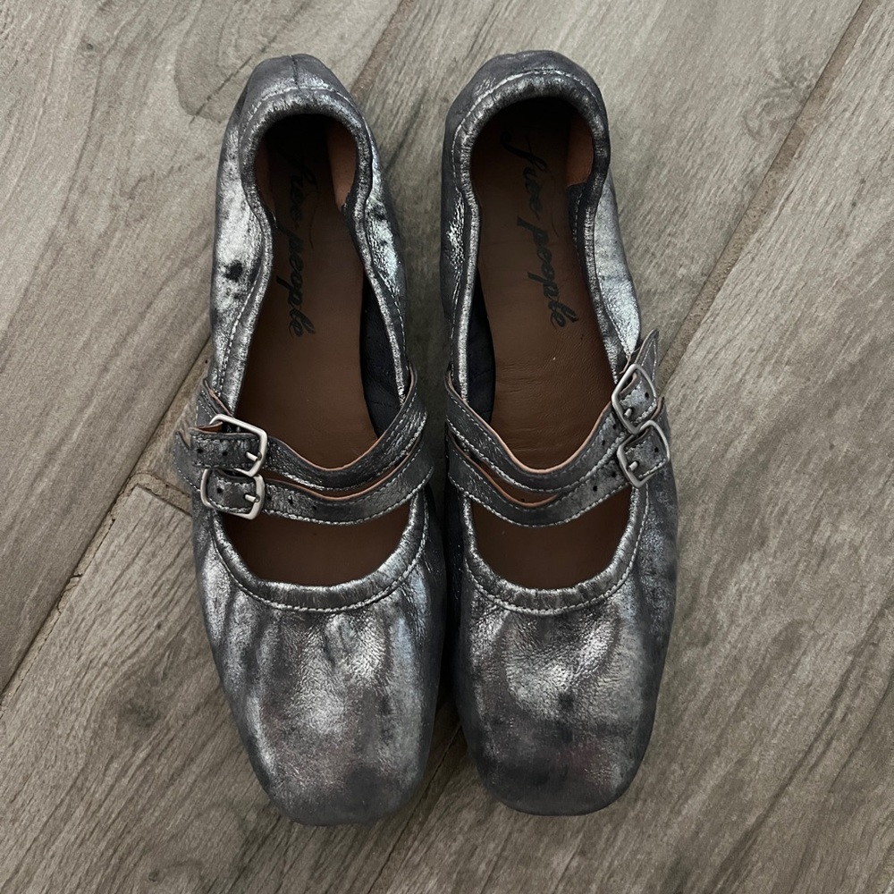 Silver free people flats